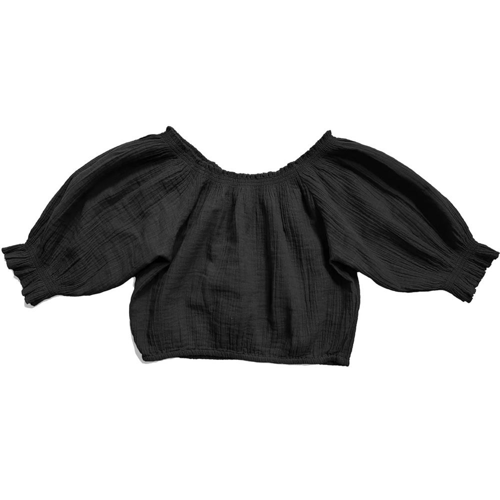 NWOT Nikki Top in size small in black